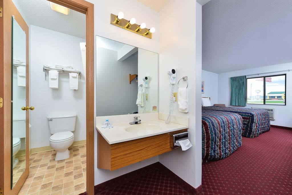Travelodge By Wyndham Spearfish Habitación foto