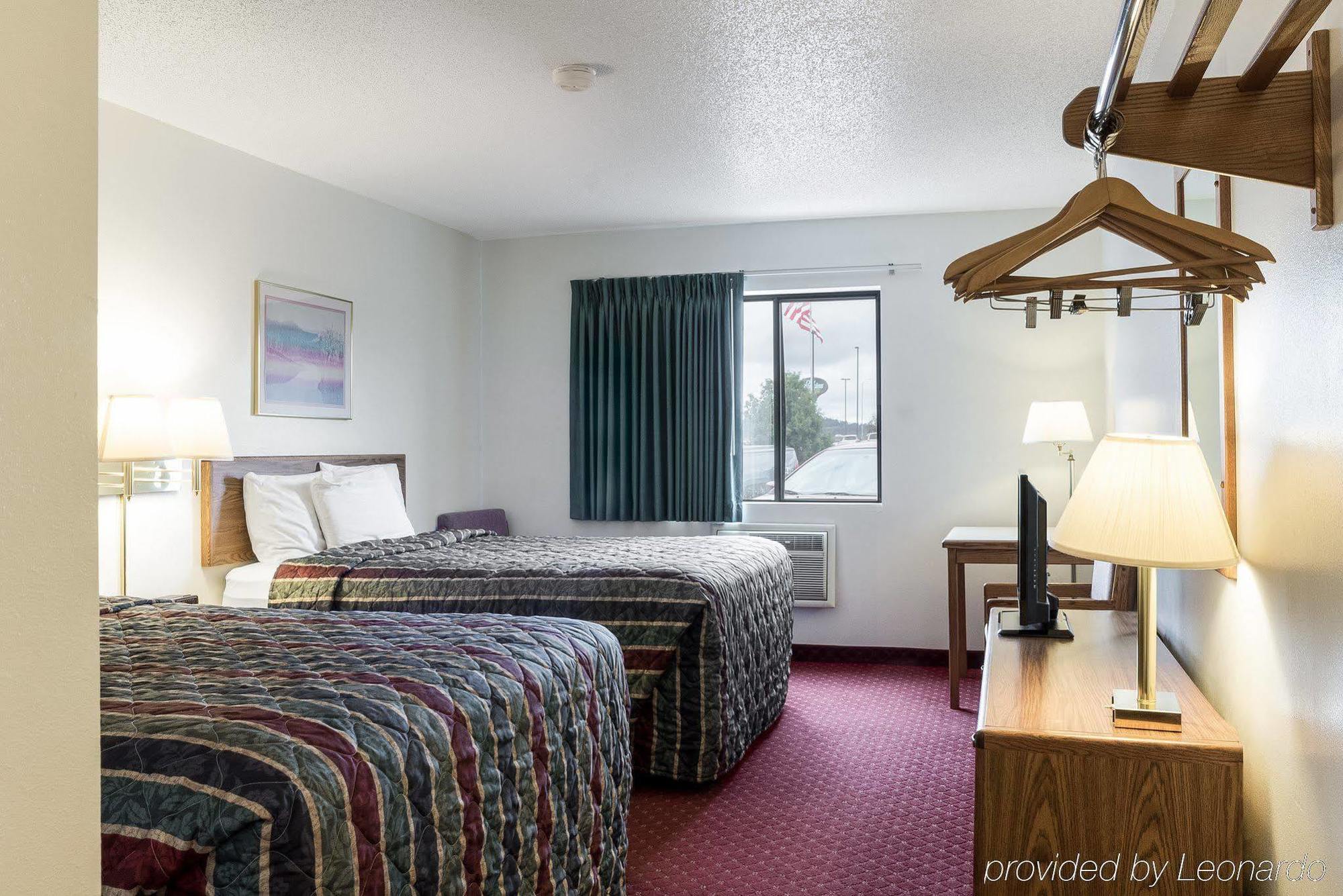 Travelodge By Wyndham Spearfish Exterior foto